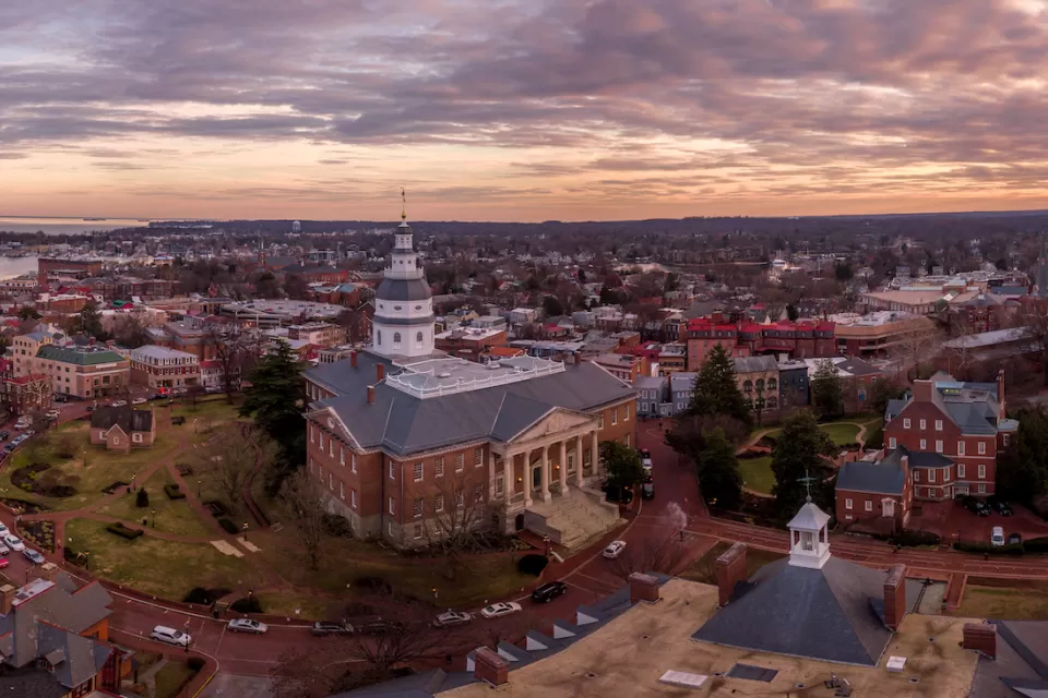 Aerial view of Annapolis, Maryland with state capitol dome in foreground.